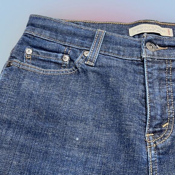 LEVI’S 512 Women’s 8 Perfectly Slimming Bootcut Blue Jeans - Picture 4 of 5